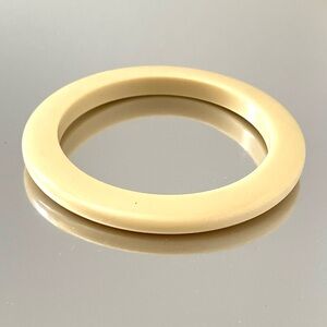 Vintage Celluloid Cream Colored Bangle Bracelet